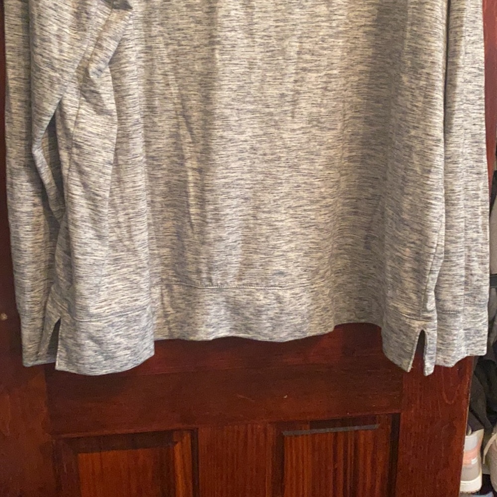 American Eagle Active Flex Sweatshirt - image 8